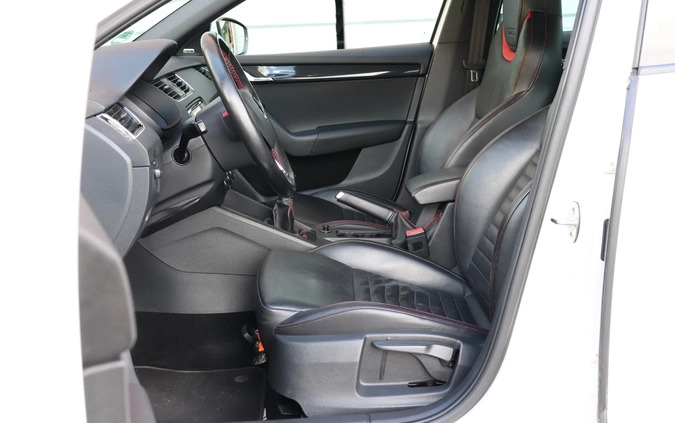 Skoda Octavia cena 46999 przebieg: 245000, rok produkcji 2014 z Sulejówek małe 781